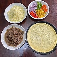 Illustration of how to make Italian thin-crust pizza-black pepper beef pizza 26