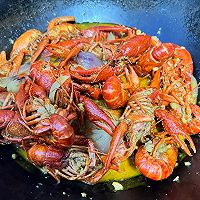 #Only the most delicious food is the most delicious food#Born for late night snacks Illustration of how to make garlic crayfish 7