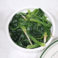 #kuaishou and nutritious, my family’s must-have winter dishes#kuaishou Illustration of how to make sesame spinach 3