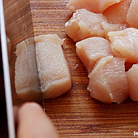 Fried potatoes and stir-fried diced chicken︱Illustration of how to make it tender and go well with rice 1