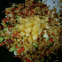 Exclusive|Golden Pineapple Fried Rice#Ideal Life Laboratory# Recipe Illustration 7