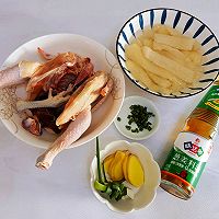 #小食街How to eat#spring health soup/bamboo fungus Illustration of how to make chicken soup 3