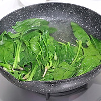 #kuaishou and nutritious, my family’s must-have winter dish#kuaishou sesame sauce spinach recipe 1