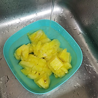 #This week's hot list#Refreshing snacks in summer- -Illustration of how to make pineapple mixed with cucumber 2