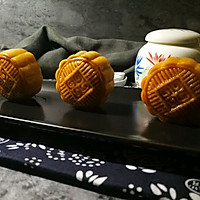 Cantonese style lotus paste & bean paste and egg yolk mooncake#Enjoy 