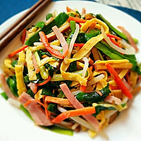 Old Beijing stir-fried vegetables - the most fashionable mix and match in spring Illustration of how to make #伟爱while eating and traveling# 7