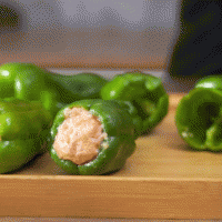 There is this green pepper dish for dinner, you can eat two more bowls Rice - sweet and sour green pepper stuffed with meat [Illustration of how to make it taught by Teacher Kong 5