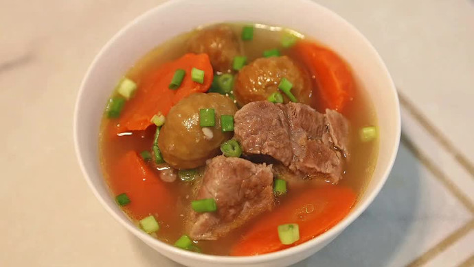 Carrot, Chestnut and Pork Bone Soup