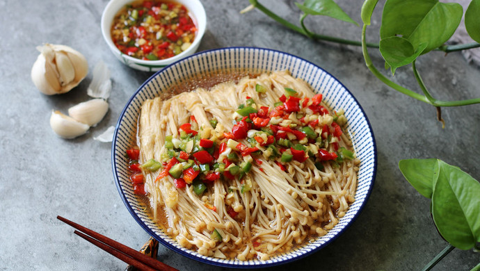 Garlic Flavored Enoki Mushrooms