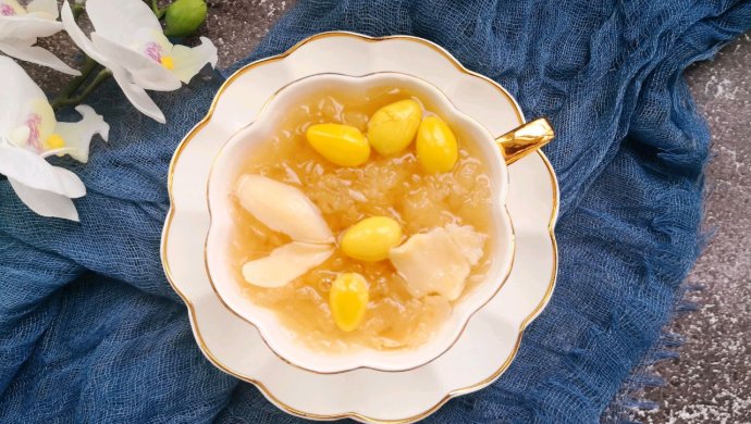 Ginkgo and Tremella Soup