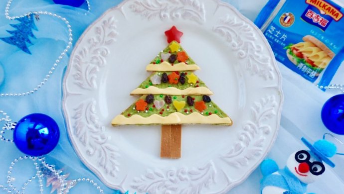 Avocado Christmas Tree Toast