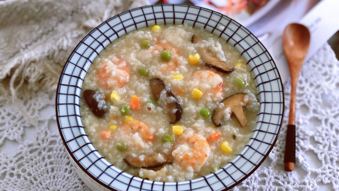 Seasonal vegetable and seafood porridge