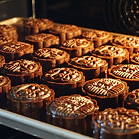 Comparable to Starbucks' mocha blueberry cheese mooncakes, the store costs 300 per box , Illustration of how to make it at home 26