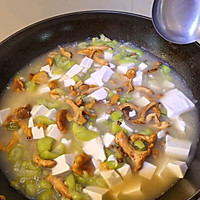 # Zero belly burden to eat late night snack# Chanterelle mushrooms stewed with luffa and tofu Illustration of how to make soup 9