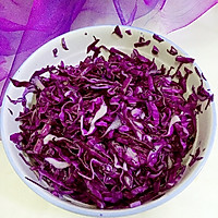 Illustration of how to make cold purple cabbage 3