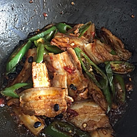 Sichuan Cuisine - Illustration of Twice-cooked Pork with Green Pepper 11