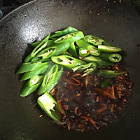 Sichuan cuisine-green pepper backIllustration of how to make pot pork 9