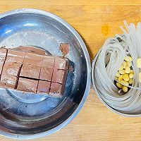 #WINTER NUTRITIONAL EATING WAYS#Winter blood-tonifying soup, duck blood vermicelli soup recipe illustration 1