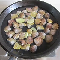 Illustration of how to make Clam Loofah Soup#Spring Banquet on the Tip of the Tongue# 3