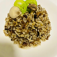 Here comes the midnight snack: Mushroom Beef Sauce Fried Rice Recipe Illustration 3