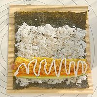 Illustration of how to make rice with meat floss and seaweed rice 6