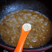 Illustration of how to make braised eggplant noodles 10