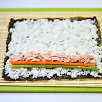 #cubi salad dressing#Tuna hand-rolled sushi recipe illustration 5 