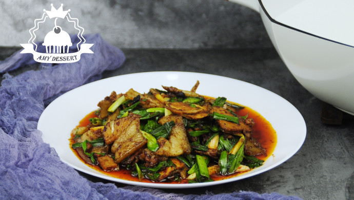 Twice-cooked pork with garlic sprouts