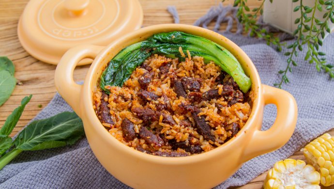 Beef jerky claypot rice