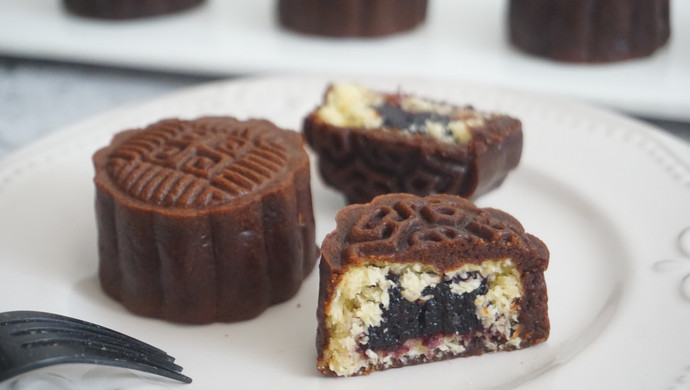 Mocha Blueberry Cheese Mooncake