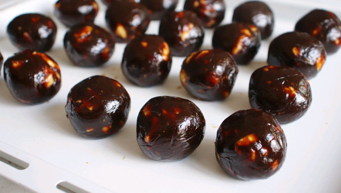 Walnut and jujube paste filling