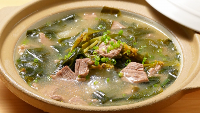 Winter Melon and Seaweed Beef Soup