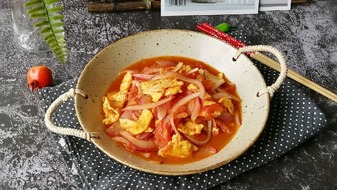 Tomato scrambled eggs