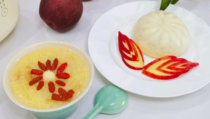 Apple Lotus Seed Millet Porridge