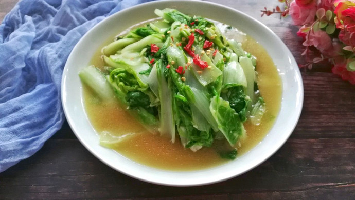 Stir-fried baby cabbage