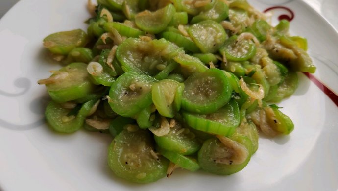 Fried Loofah with Shrimp Skin