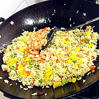 Shrimp Fried Rice--illustration of how to make it in just a few steps 11