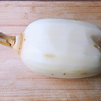 Illustration of how to make diced lotus root with oyster sauce and moisturize in autumn 1