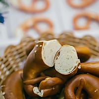 Low-fat and low-sugar German Pretzel alkaline bread (no fermentation) Illustration of how to make a plate (you can make one dish during your break from making dinner) 17