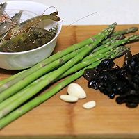 #changing patterns for breakfast# is related to spring - asparagus, fungus Illustration of how to make fried shrimps 1