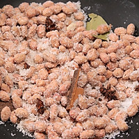 Salt-baked five-spice peanuts, not fried or baked, Illustration of the preferred way to go with drinks 5