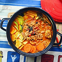 The secret of delicious Korean hot pot - kimchi fat beef pot Illustration of how to do it 11