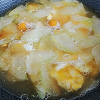 Egg Egg Chicken Shreds and Winter Melon Soup Illustration 4