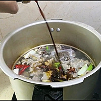 Illustration of how to make Jintou Ba Nao Beef Hot Pot 7