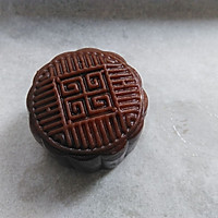 Chocolate Lotus Seed Mooncake Recipe Illustration 13