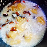 #fluseasondietguide#moisten the lungs and relieve coughs, snow pear, red dates, wolfberry rice Illustration of how to make porridge 6