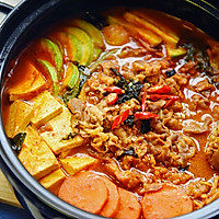 The secret of delicious Korean hot pot - kimchi fat beef pot Illustration of how to do it 12