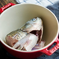 Illustration of how to make fish head soup 1