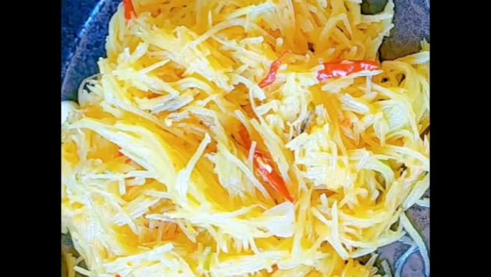 Fried shredded potatoes