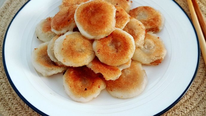 Fried glutinous rice balls